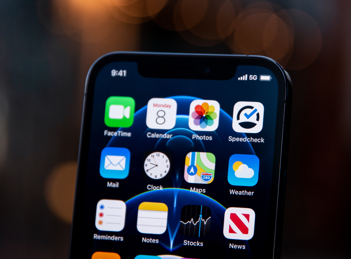柯城苹果手机维修分享为什么 iPhone 12 在冬季会自动关机 